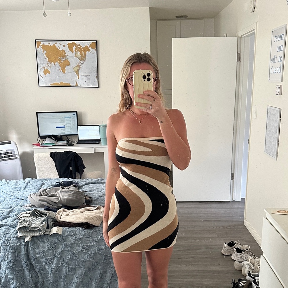 Stylish Strapless Dress - Black, Brown, and Tan